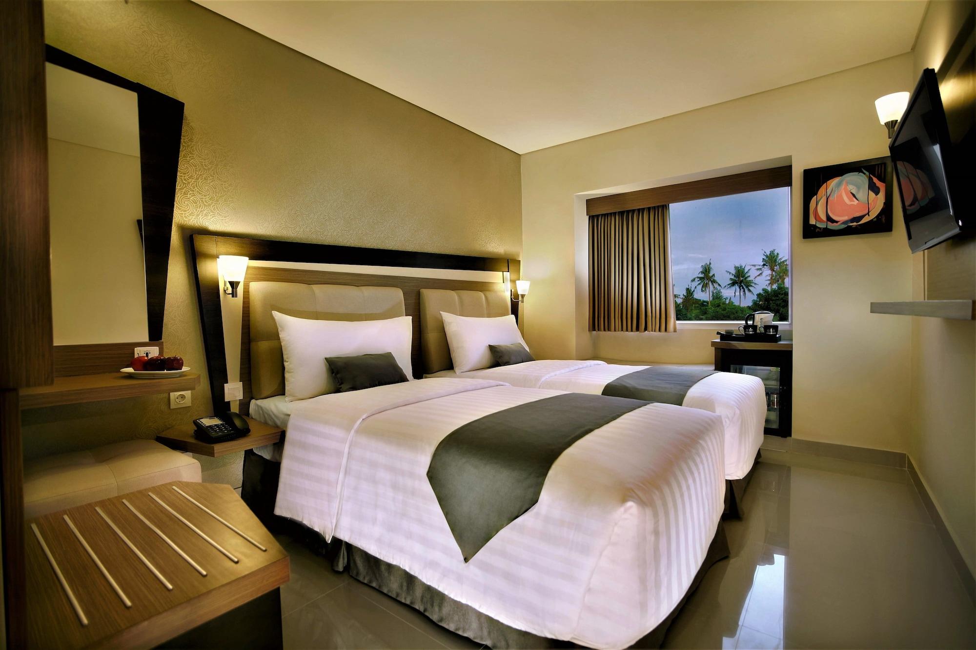 Hotel Neo - Kuta, Jelantik Legian Exterior foto
