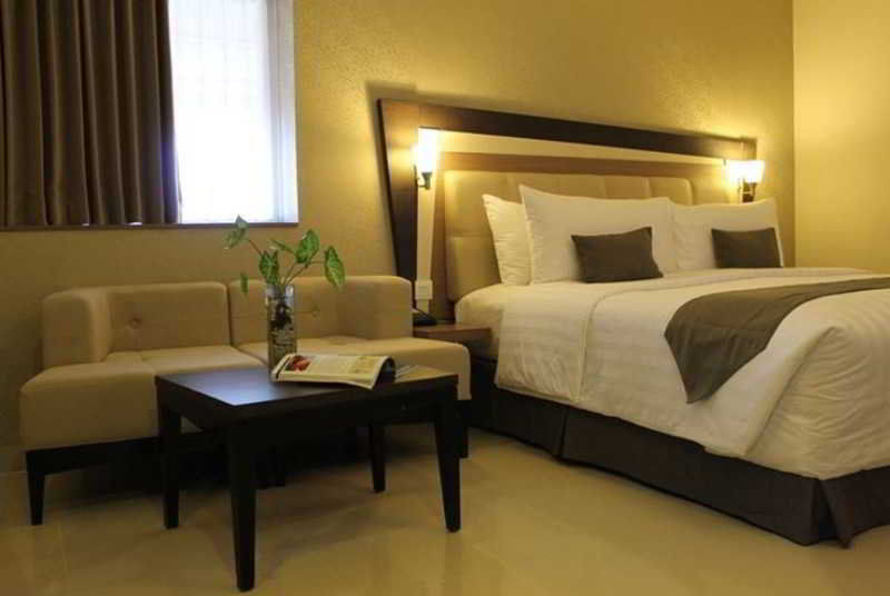 Hotel Neo - Kuta, Jelantik Legian Exterior foto