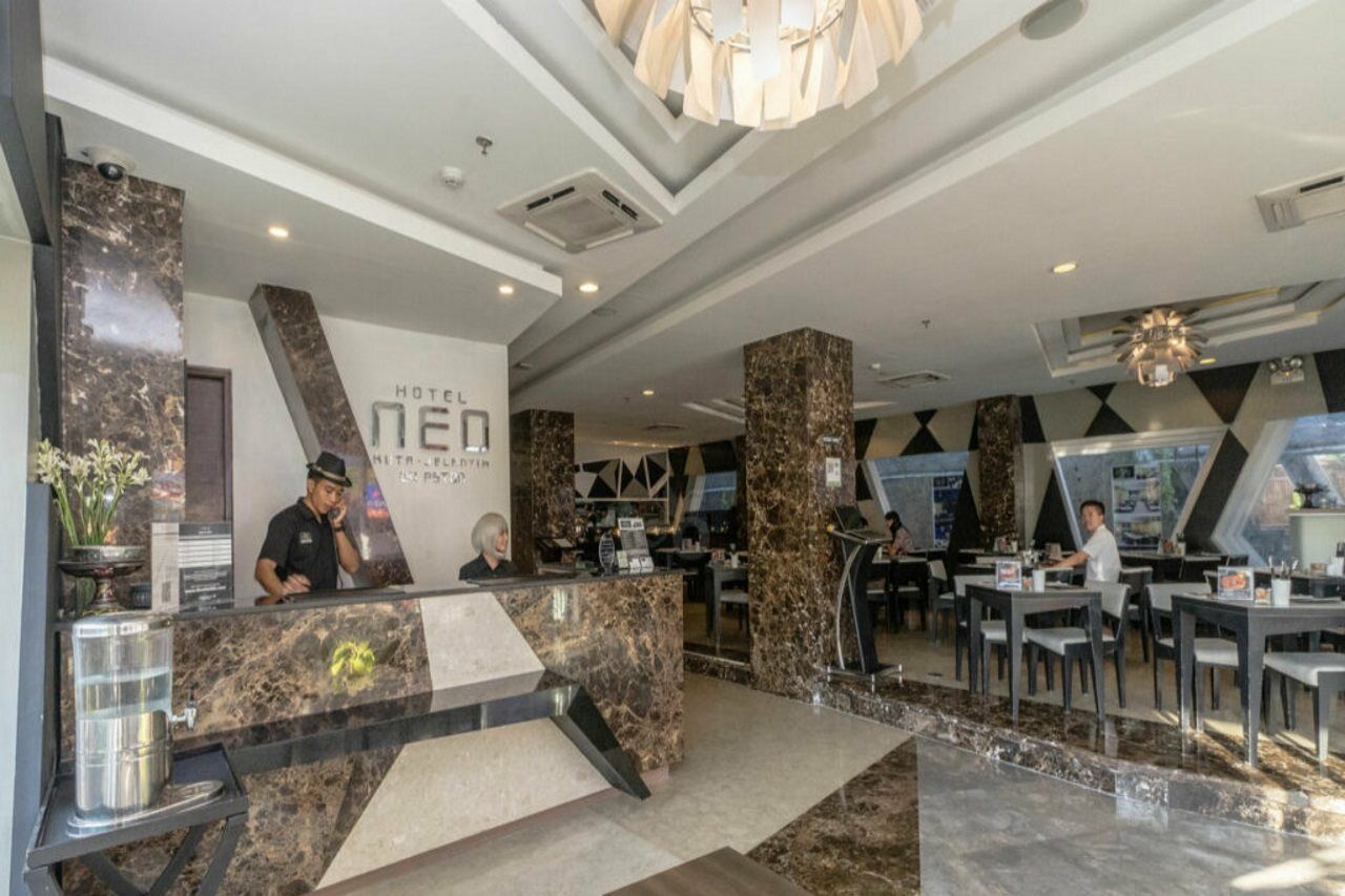 Hotel Neo - Kuta, Jelantik Legian Exterior foto